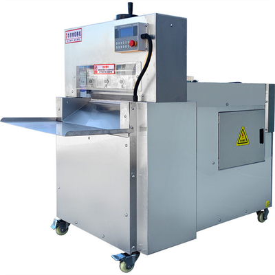 CE 50kg / H آلة تجهيز اللحوم الأوتوماتيكية المجمدة القطاعة قطع CNC لوحة