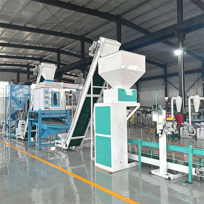بيليه علف الدواجن الحيوانية الصغيرة الزرقاء آلة المحبب 30kw 1200kg / ساعة
