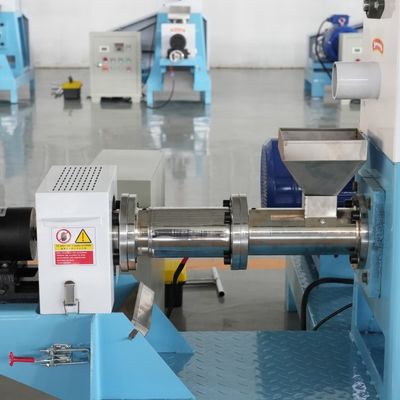 تربية الحيوانات المواد الغذائية العائمة آلة تغذية الأسماك الطارد 380V