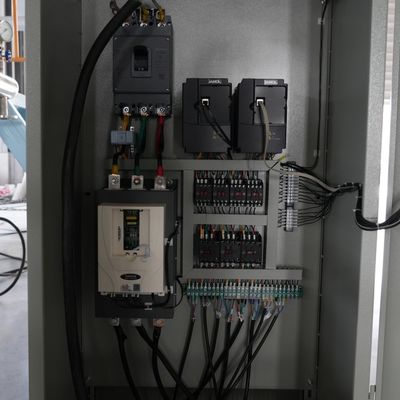 CE أغذية الحيوانات الأليفة الصغيرة ماكينة آلة إنتاج أعلاف الأسماك مقاومة التآكل