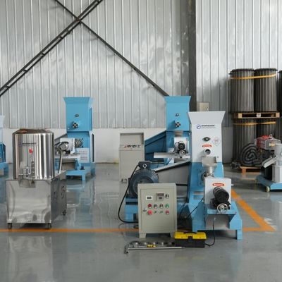 ماكينة صنع أعلاف الأسماك الصغيرة ODM ماكينة صنع علف الأسماك العائمة آلة تحبيب الأعلاف السمكية متينة
