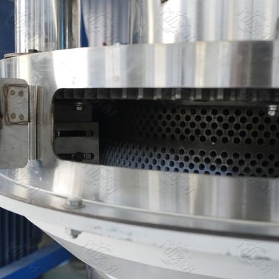 ماكينة صنع حبيبات الخشب ذات الكفاءة الصناعية العالية 125 كجم