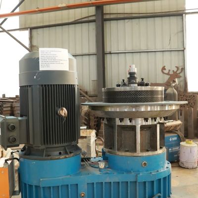 الكتلة الحيوية إنتاج الخشب متعدد الوظائف صانع بيليه الكتلة الحيوية 200 كجم / ساعة ايكو