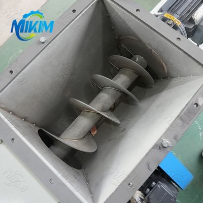 آلة تجهيز علف حيوانات الدواجن آلة تصنيع علف الدجاج والأغنام الصغيرة