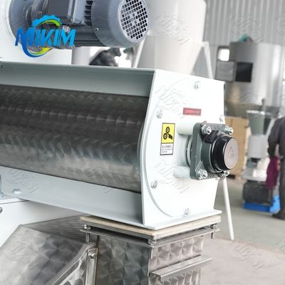 3kw-30kw الدجاج الماشية الدواجن تغذية بيليه آلة الجهد حسب الطلب