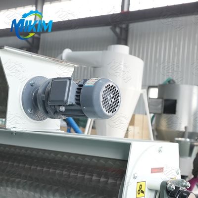 380Volt علف الحيوان بيليه الطارد آلات مزرعة الدواجن عالية الكفاءة