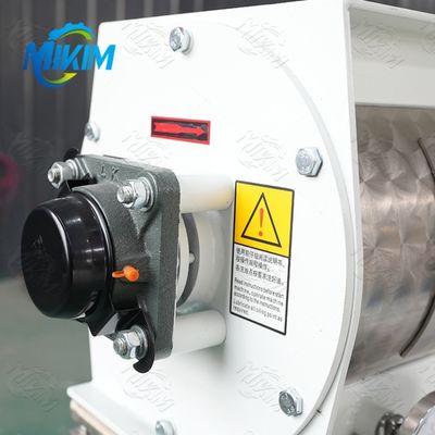 ارتداء المقاومة بيليه آلة تغذية الدواجن الصغيرة 350-450kg / ساعة عملية سهلة