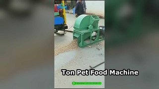 wood chipping machine